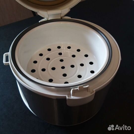 Мультиварка Redmond-4505 бу