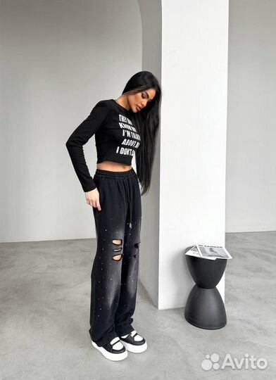 Топовые штаны Balenciaga. Лонгслив