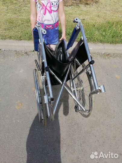 Инвалидная коляска