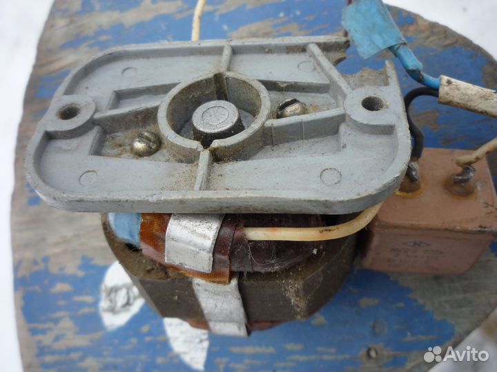 Двигатель - мотор