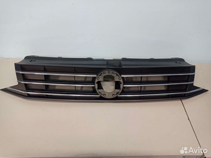 Решетка радиатора VW polo 15-20г