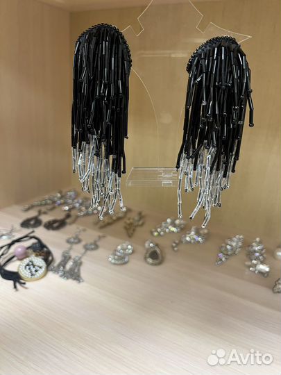 Серьги со стразами и с бисером