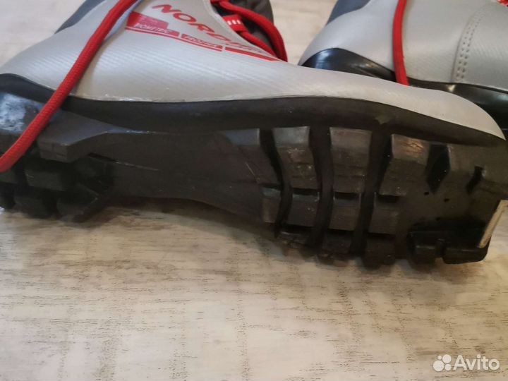 Ботинки для лыж