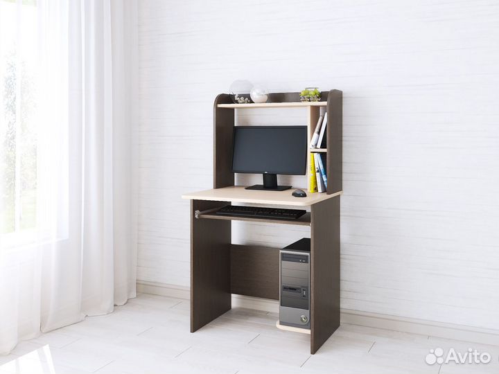 Компьютерный / письменный, новый стол 