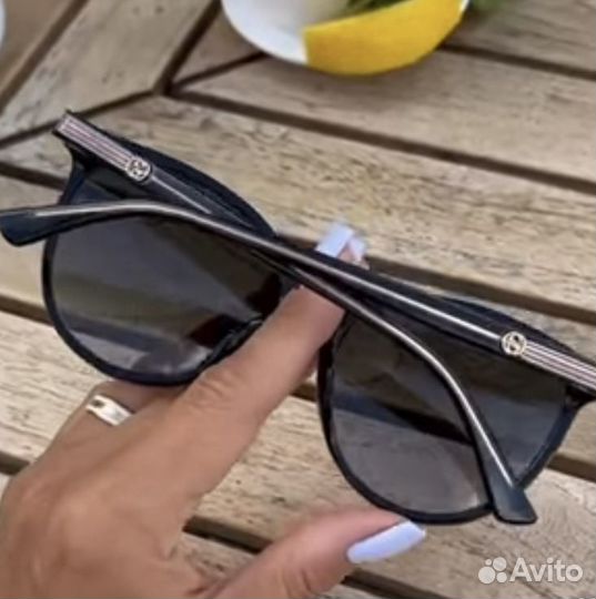 Солнцезащитные очки женские gucci
