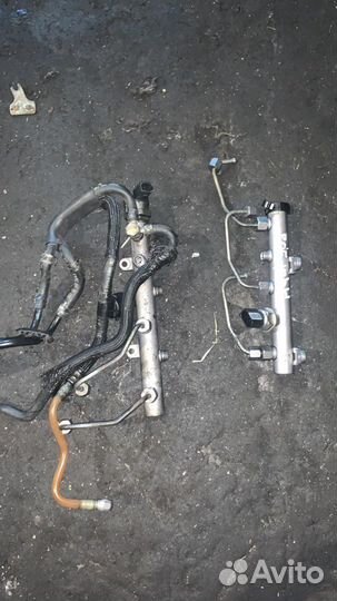 Рампа топливная туарег ауди Q7 3.0 BUG