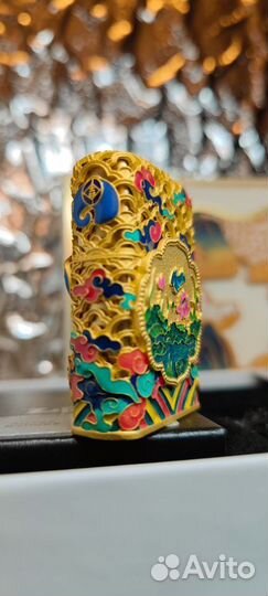 Zippo Позолоченная поверхность