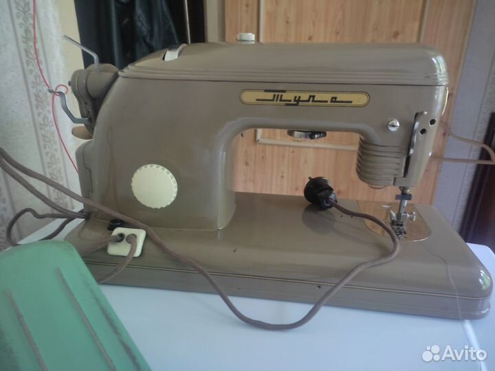 Швейная ретро машинка 