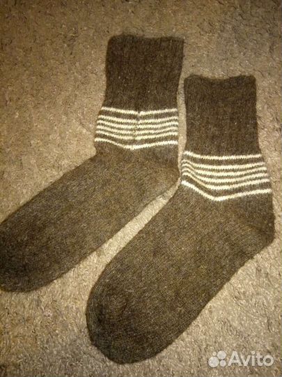 Носки шерстяные, рукавицы меховые