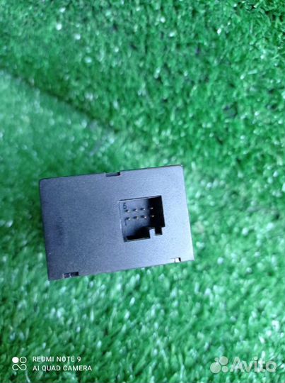 Кнопка ручника мерседес W221