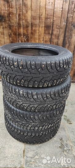 Nokian Tyres Hakkapeliitta 5 235/60 R18