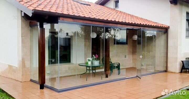 Безрамное остекление домов