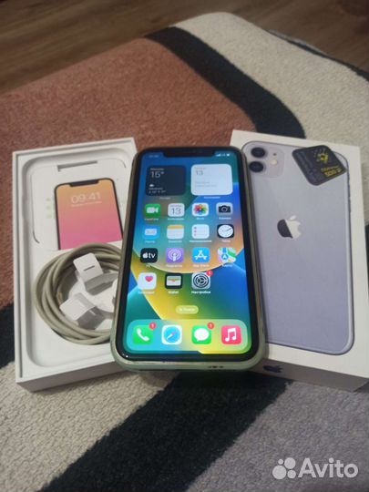 Телефон iPhone 11
