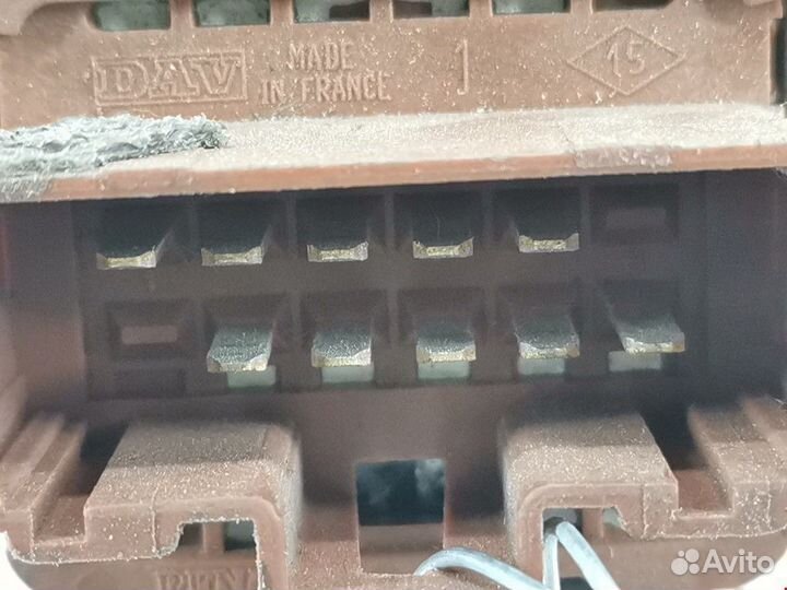 Блок управления стеклоподъемниками Renault