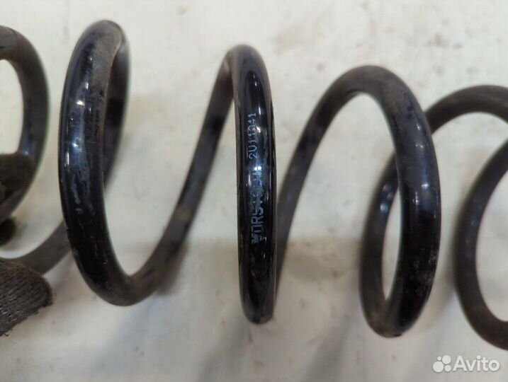 Пружина подвески задняя Volkswagen Passat 6, 2008