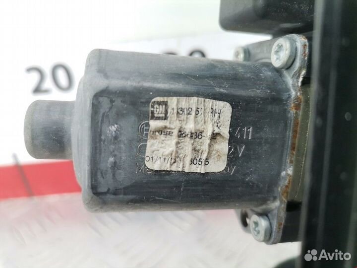 Стеклоподъемник передний правый Opel Astra