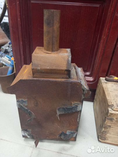 Фонарь уличный