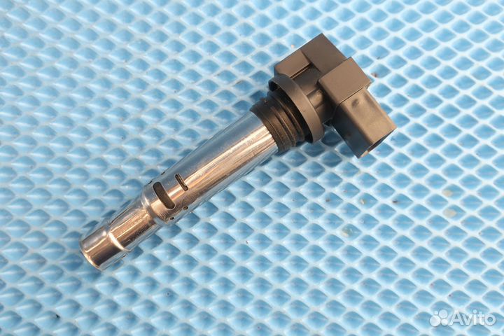 Катушка зажигания VAG 036905715C