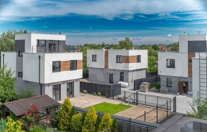 Дом 121 м² на участке 3,5 сот.