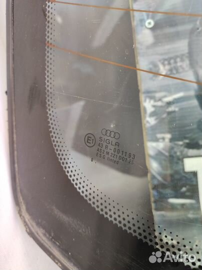 Заднее стекло Audi 100 C4