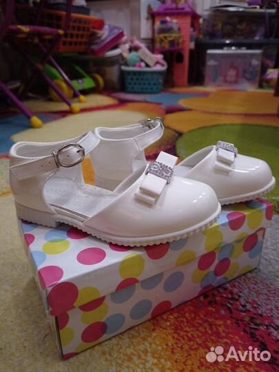 Туфли для девочки 25 размер