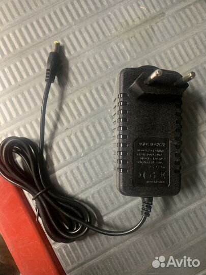 Адаптер питания 12v 2a