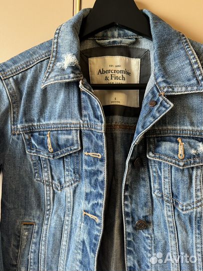 Джинсовая куртка