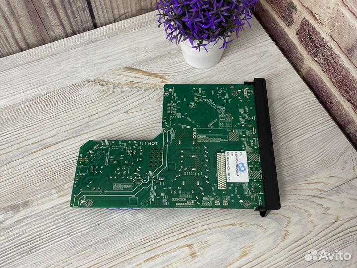 Материнская плата TP.S512C.PB772