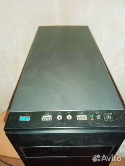 Офисный компьютер