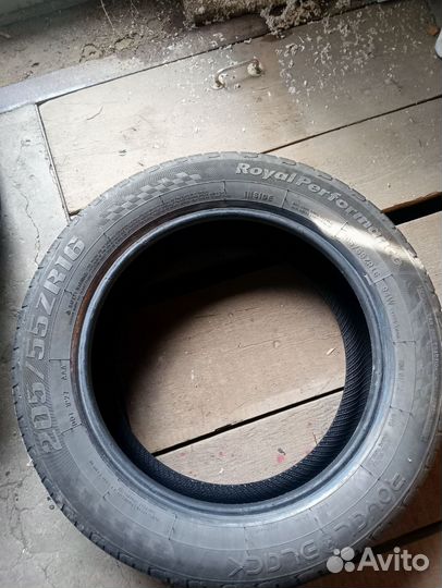 Royal Black Royal Performance 205/55 R16