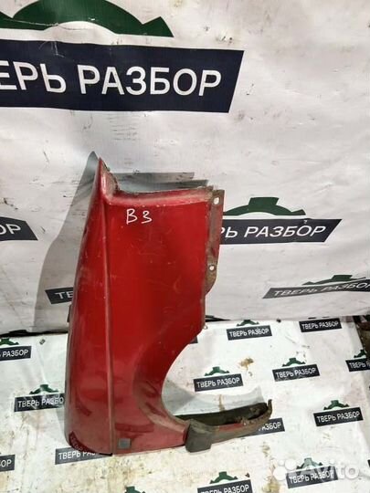 Крыло переднее правое Volkswagen Passat B3