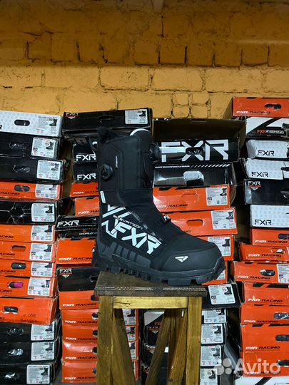 Снегоходные ботинки fxr