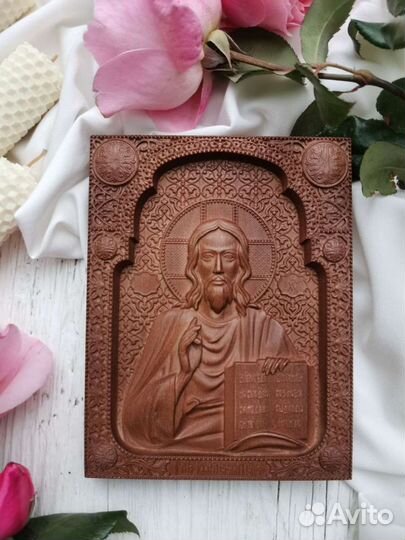 Резные иконы из дерева