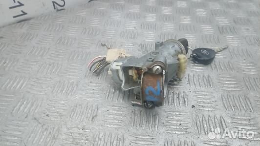 Замок зажигания toyota hilux RN70 (6TD02J101)