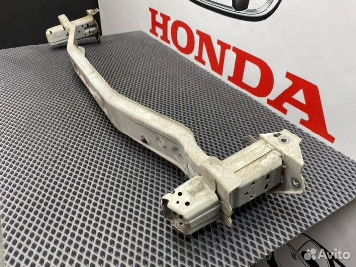 Усилитель бампера передний Honda Cr-V3 RE