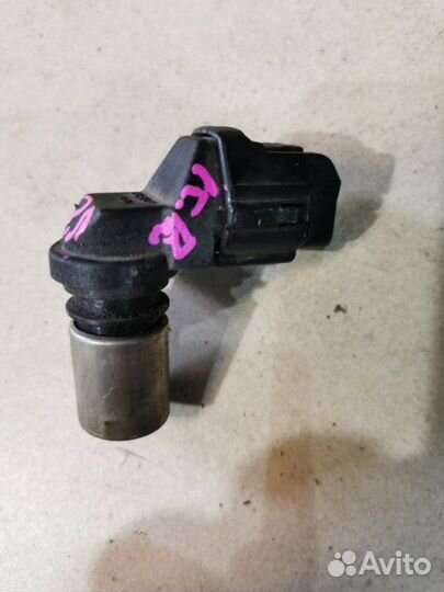Датчик положения коленвала Volvo XC70