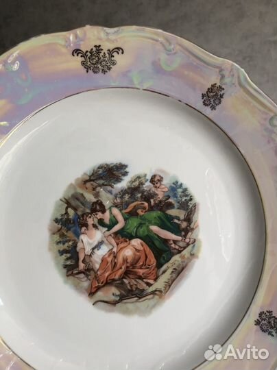 Тарелки большие Мадонна