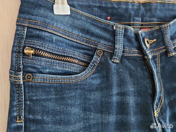 Джинсы Ostin размер 42