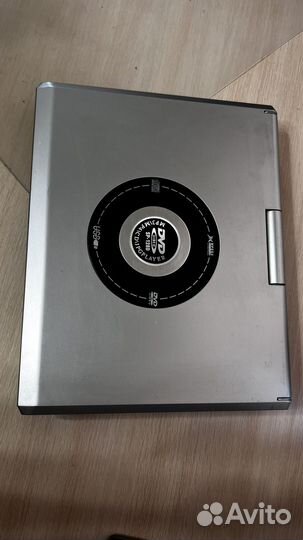 Портативный видеопроигрыватель