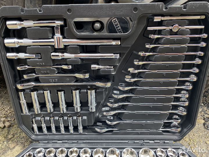 Набор инструментов 151 предмет