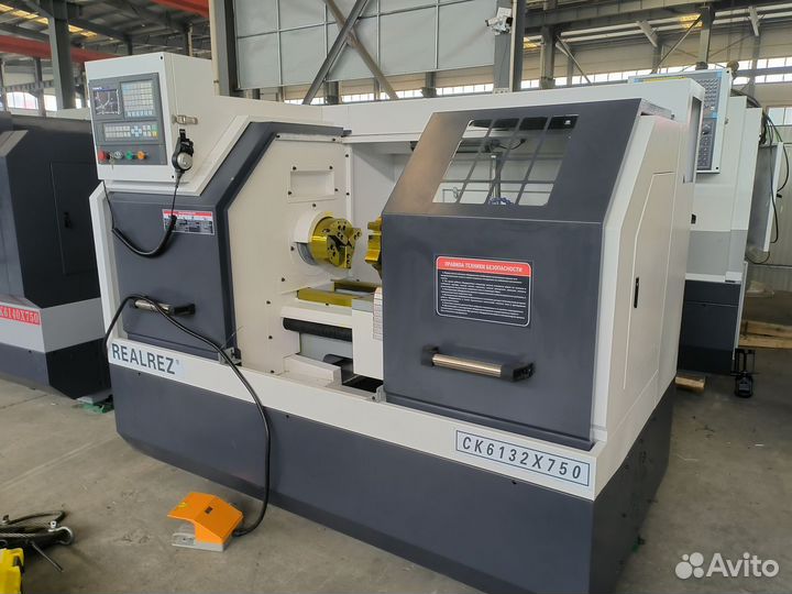 Токарный станок с чпу