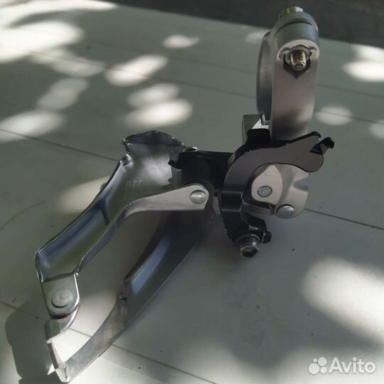 Передний переключатель shimano alivio
