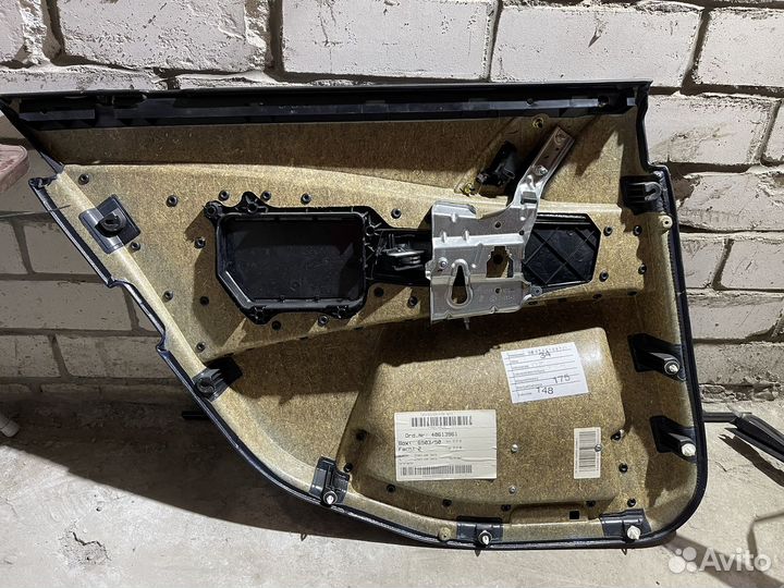 Обшивка деври BMW 5 e60 задняя правая