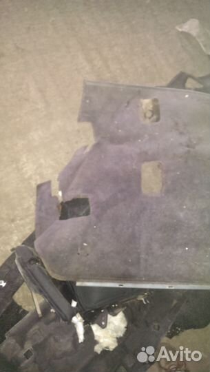 Ковер багажника Toyota Land Cruiser 200 2013