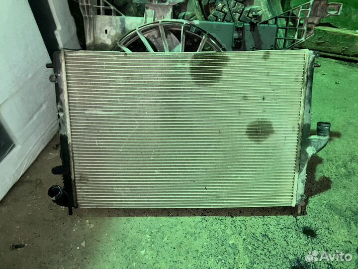 Радиатор основной рено дастер 2.0 МКПП