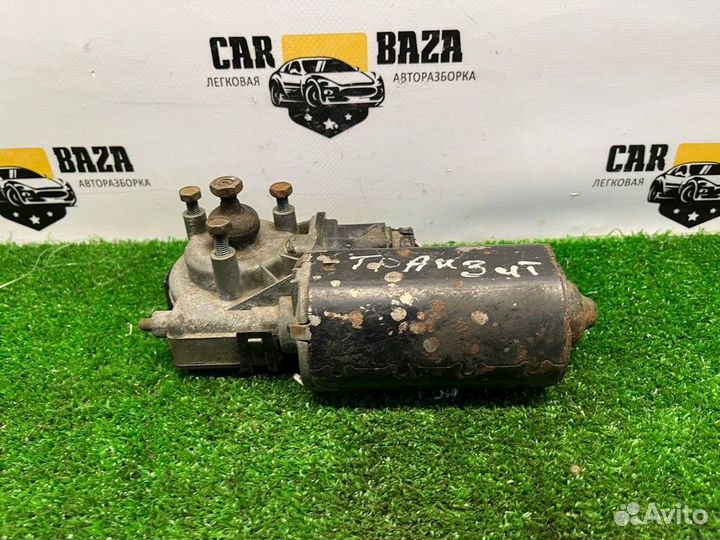 Моторчик стеклоочистителя передний. Ford Transit