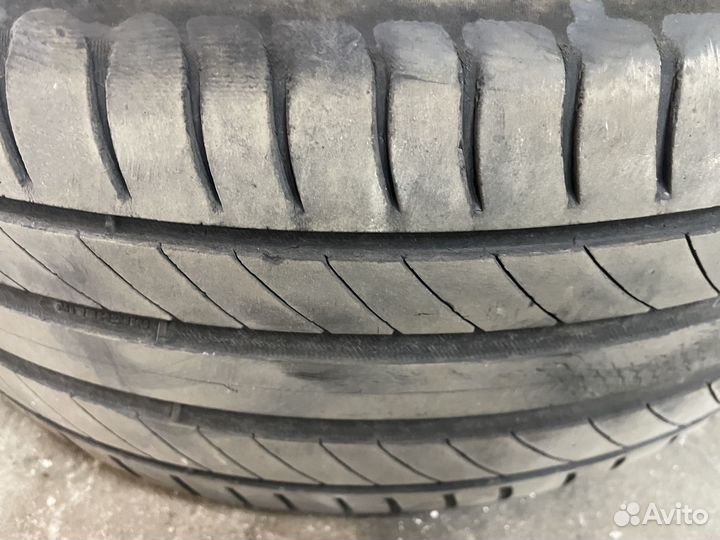 Michelin Pilot Primacy 225/50 R17