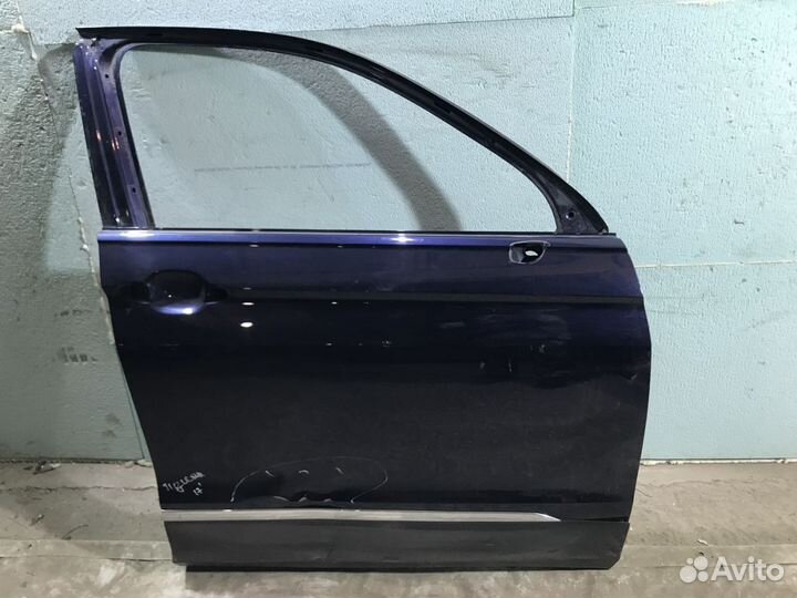 Дверь передняя левая Volkswagen Tiguan