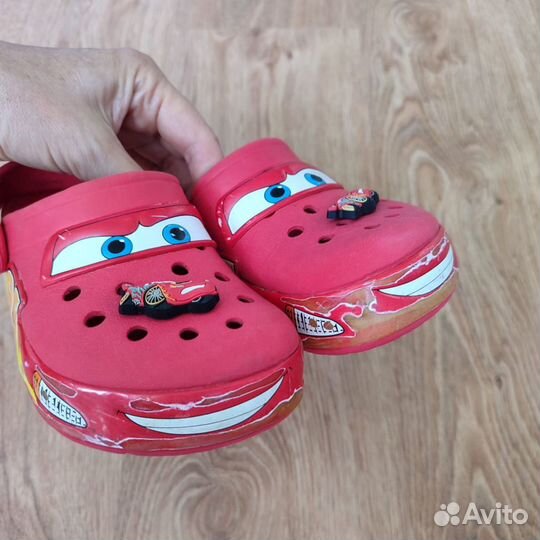 Сланцы детские crocs тачки