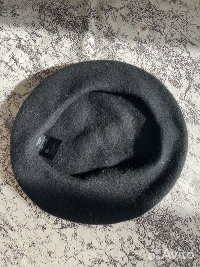 Берет женский черный